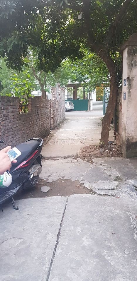 Chính chủ cần bán nhà Lâm Hạ cách 5m ra đường to Hoàng Như Tiếp, ô tô đỗ cửa