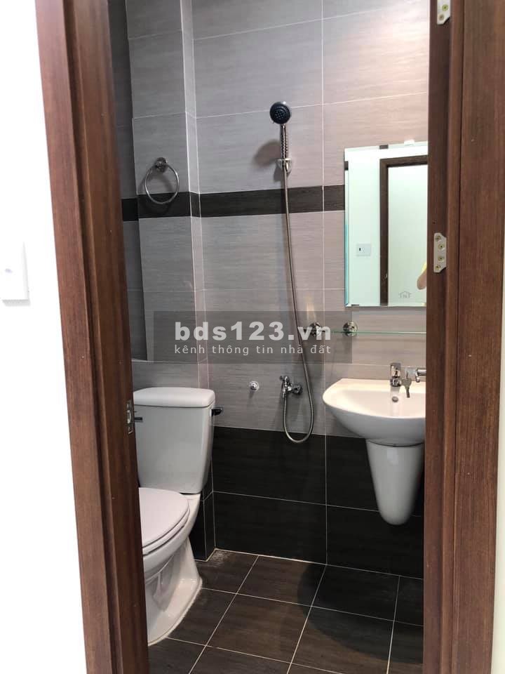 Bán nhà đẹp 70m2 chỉ 4 tỷ 9 TL Ngã tư Bảy Hiền 3 Bước ra Quận 3, Quận 10