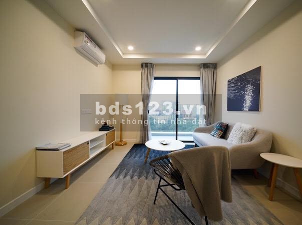 Chính chủ bán căn 3 ngủ, 2wc, 101m2, giá 4 tỷ 3 dự án Kosmo Tây Hồ.
