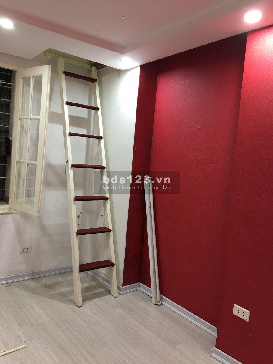 Cho thuê nhà phố cổ hợp với người đi làm hưởng lương