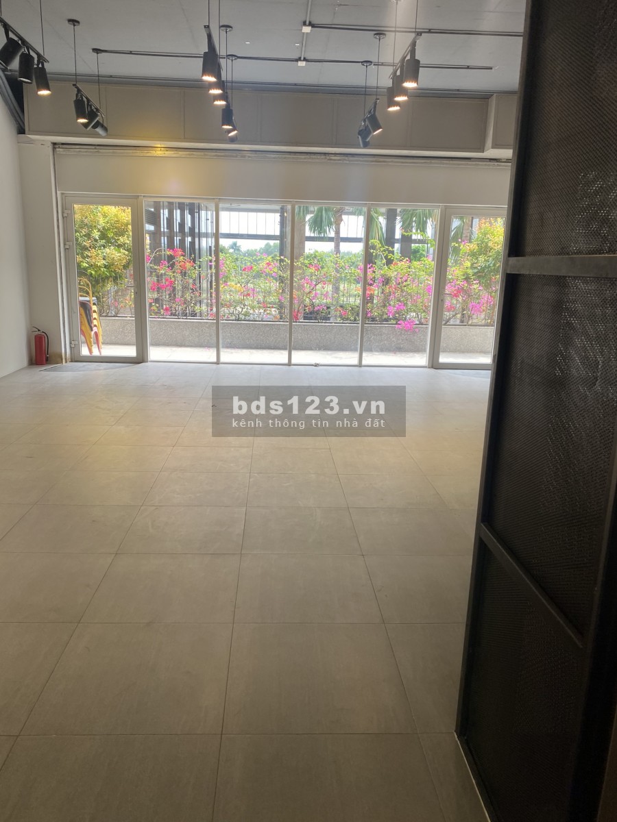 Cho thuê sàn căn shophouse mặt tiền Nguyễn Cơ Thạch tiện kinh doanh VP