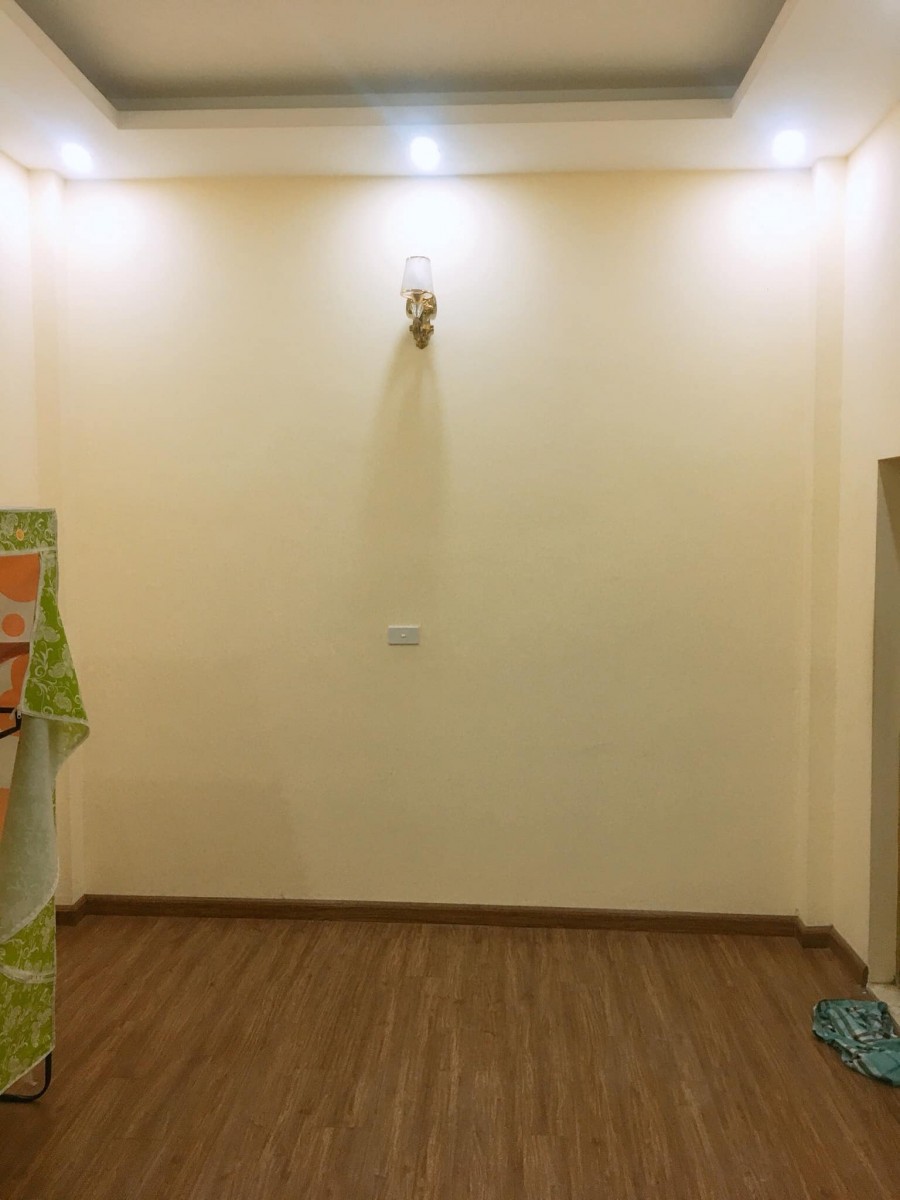 Bán nhà đẹp, ở ngay, ngõ thoáng Nguyễn Trãi 40m2x5T, MT 4.7m Giá 3tỷ3