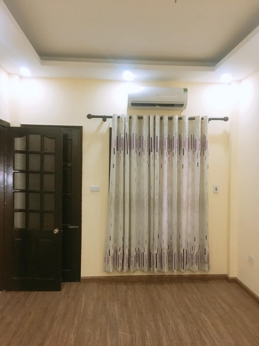 Bán nhà đẹp, ở ngay, ngõ thoáng Nguyễn Trãi 40m2x5T, MT 4.7m Giá 3tỷ3