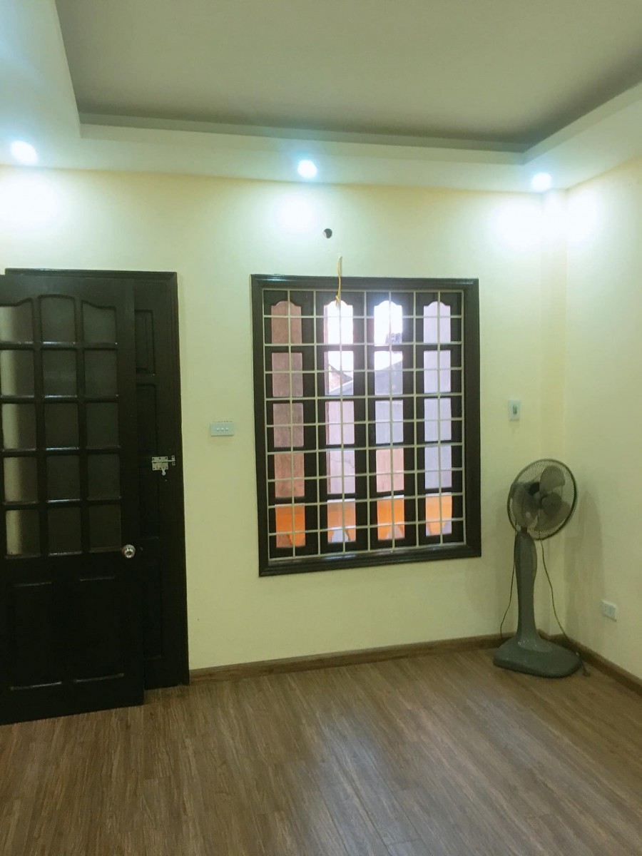 Bán nhà đẹp, ở ngay, ngõ thoáng Nguyễn Trãi 40m2x5T, MT 4.7m Giá 3tỷ3