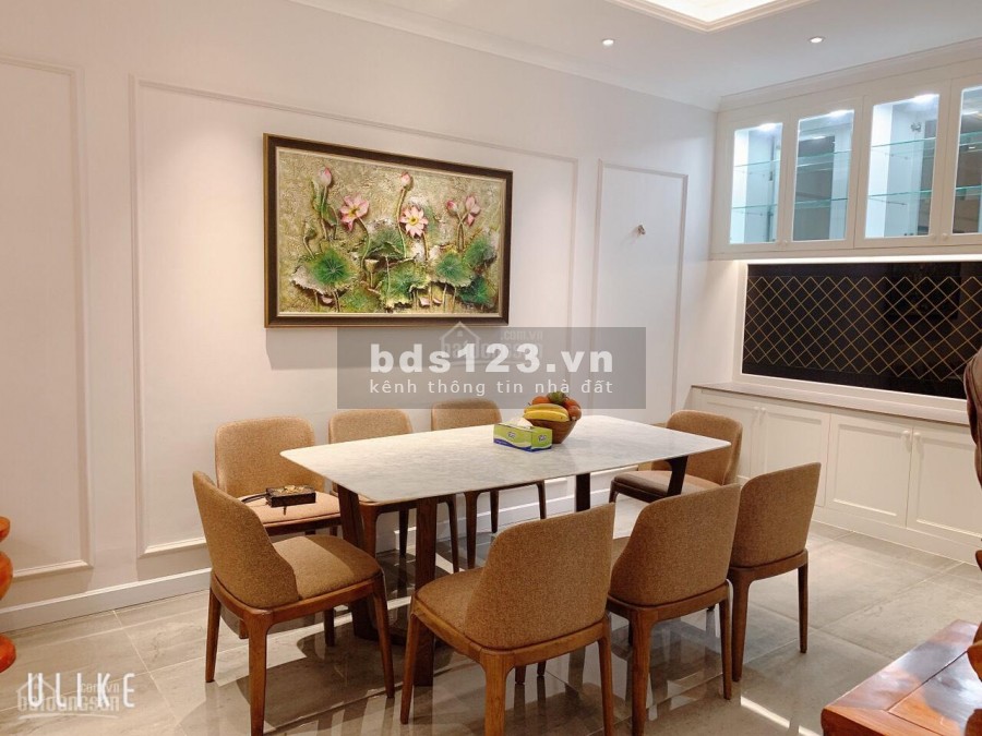 Cần cho thuê căn hộ chính chủ rộng 135m2, 3 PN, cc The Manor, giá 17 triệu/tháng
