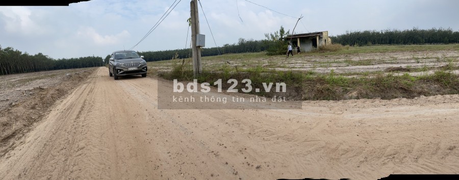 Đất Cách đường DT795 1km, cách chợ 2km