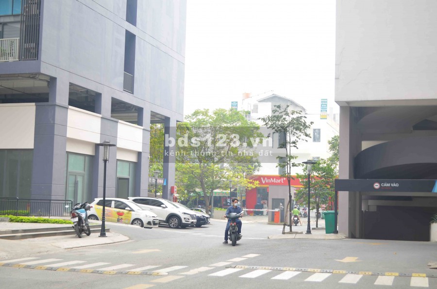 Căn hộ 1PN đầy đủ tiện nghi, 54m2 rộng rãi thoáng mát giá NTCB 5.5 triệu/tháng