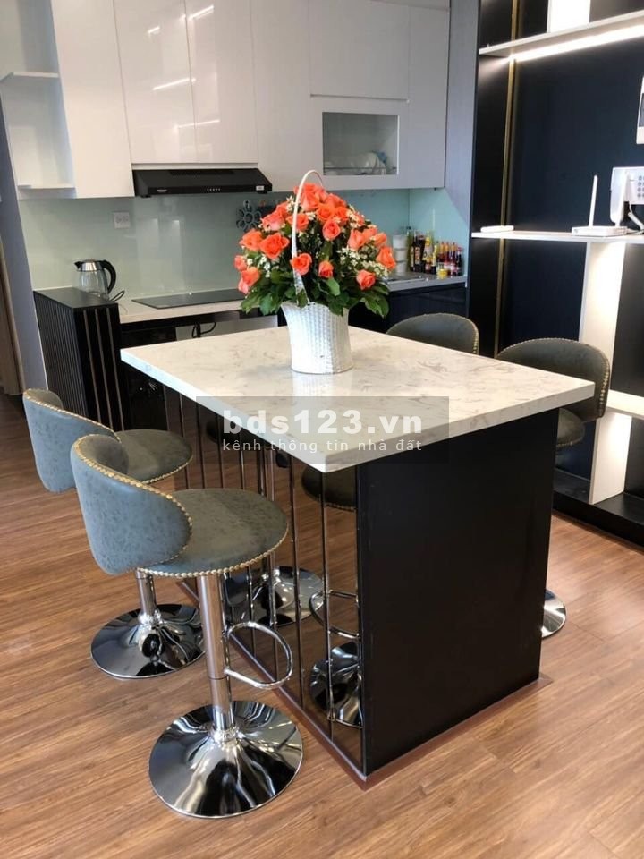 Bán gấp căn 2PN The Sun Avenue giá bán 3.75 tỷ full nội thất tiện ích nội khu đầy đủ, giá tốt