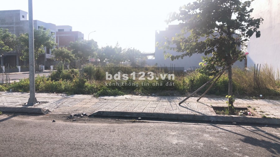 SỞ HỮU NGAY LÔ ĐẤT NỀN GẦN KÊNH CÔNG VIÊN FPT CITY VỚI GIÁ ƯU ĐÃI