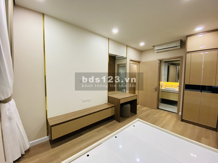 Bán gấp căn 3PN 105m2 Palm Height, Quận 2 view hồ bơi công giá 5.6tỷ full nội thất cao cấp