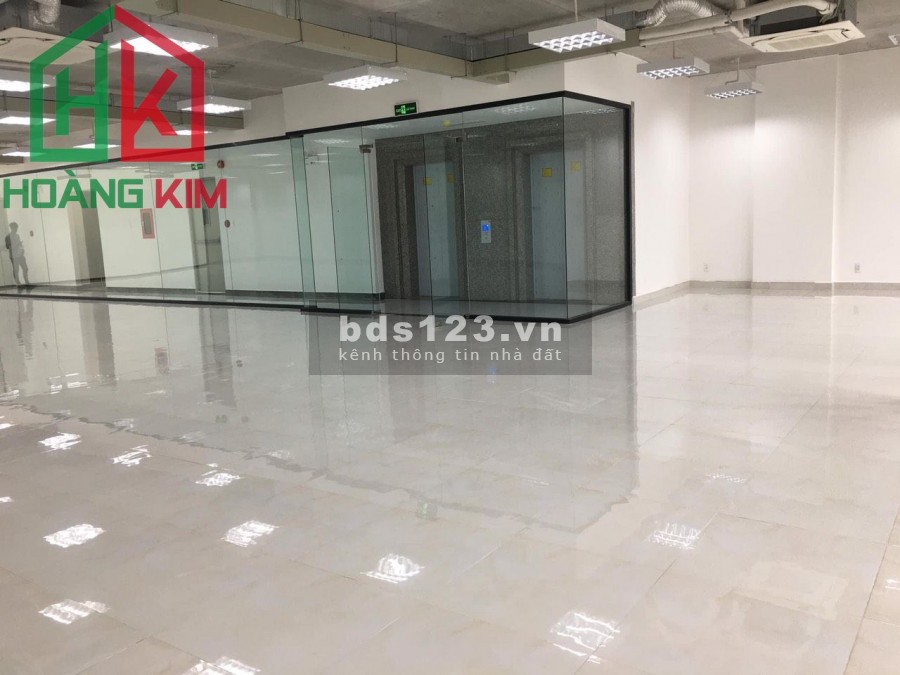 Cho thuê dài hạn nhà nguyên căn MT Trường Chinh, P.13, Tân Bình