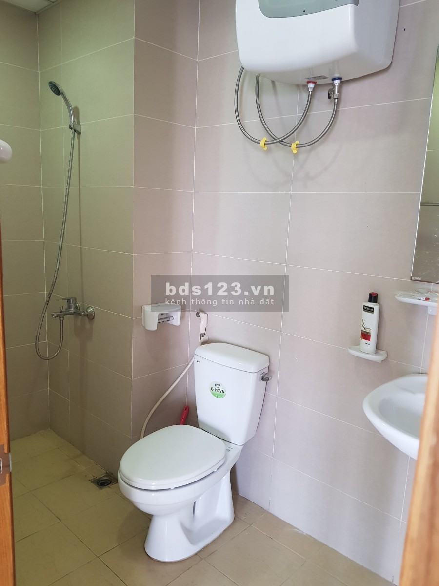 Cho thuê căn hộ Golden West 3pn 93m2 đầy đủ nội thất. Giá: 11 Tr/Tháng