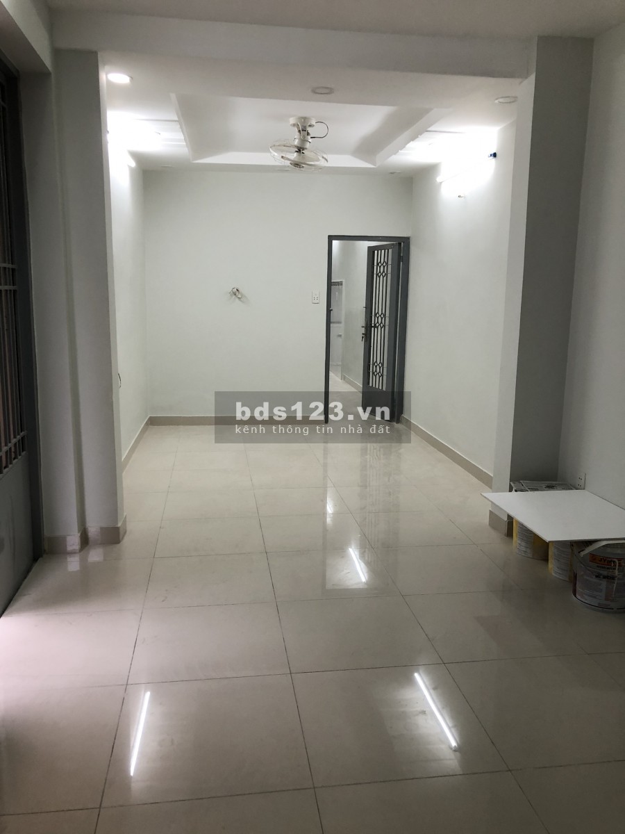 NHÀ HẺM XE BA GÁC QUẬN 3 - 3' ĐI BỘ RA BỜ KÈ