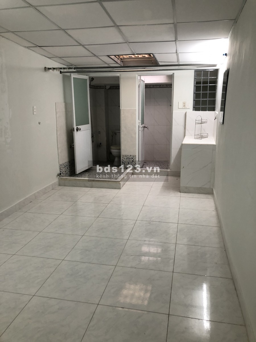 NHÀ HẺM XE BA GÁC QUẬN 3 - 3' ĐI BỘ RA BỜ KÈ