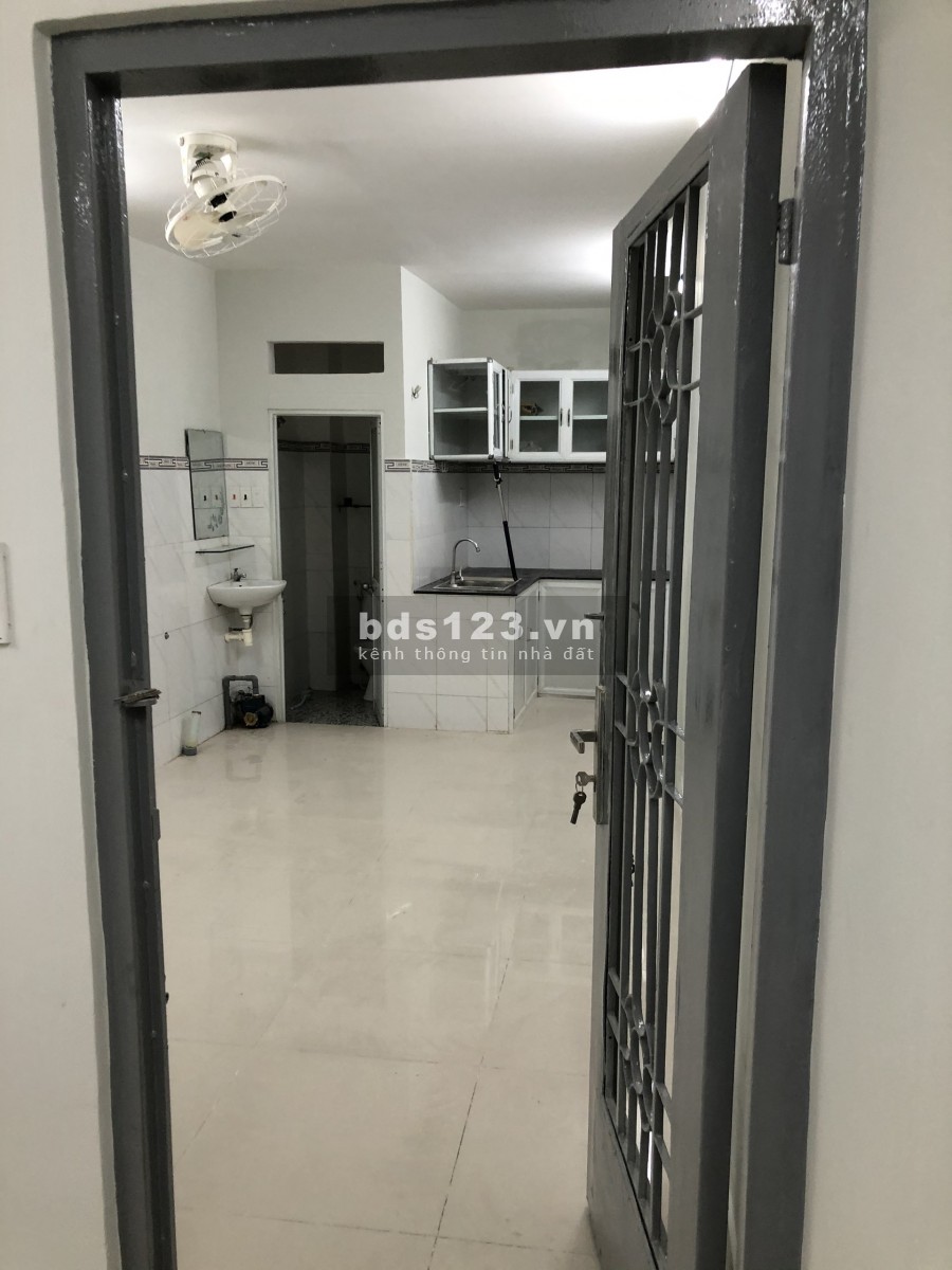 NHÀ HẺM XE BA GÁC QUẬN 3 - 3' ĐI BỘ RA BỜ KÈ