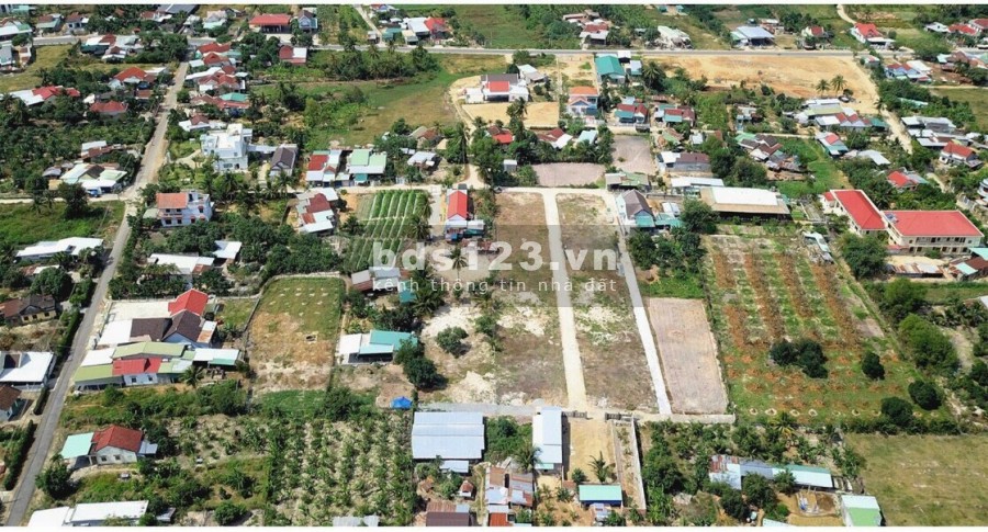 CẦN BÁN ĐẤT KHU VỰC TÂY NHA TRANG
