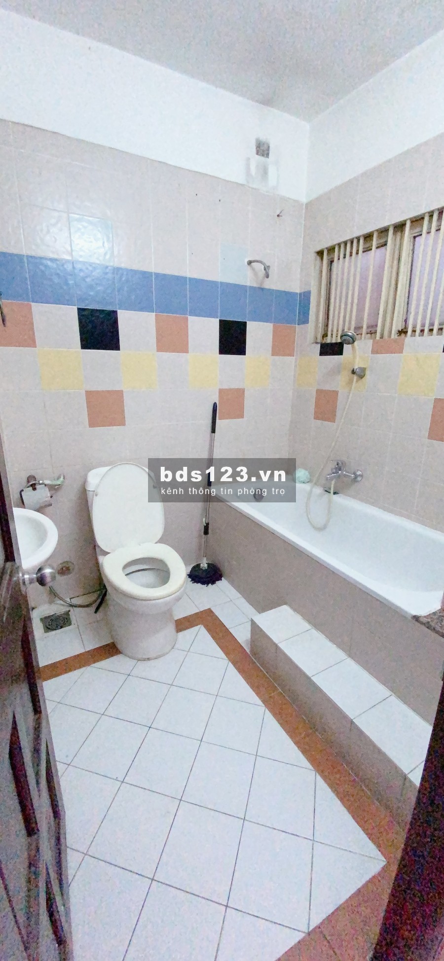 CHO NỮ THUÊ PHÒNG DT 25M2 GIÁ 2,2 TR TRUNG TÂM QUẬN GÒ VẤP