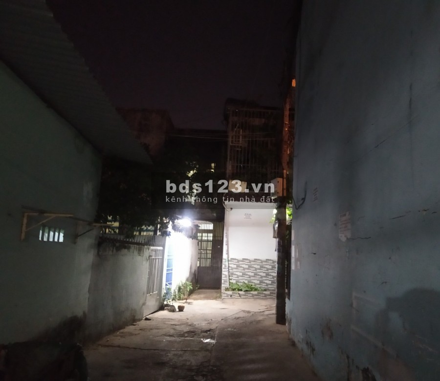 Bán nhà Nơ Trang Long BT, hẻm rộng, lô góc, 4x10, 3 tỷ 5