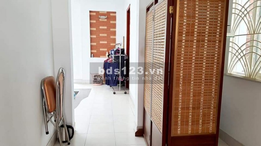 CẦN BÁN GẤP NHÀ QUẬN 4 CHÍNH CHỦ 1 TRỆT 2 LẦU GIÁ 7TY5
