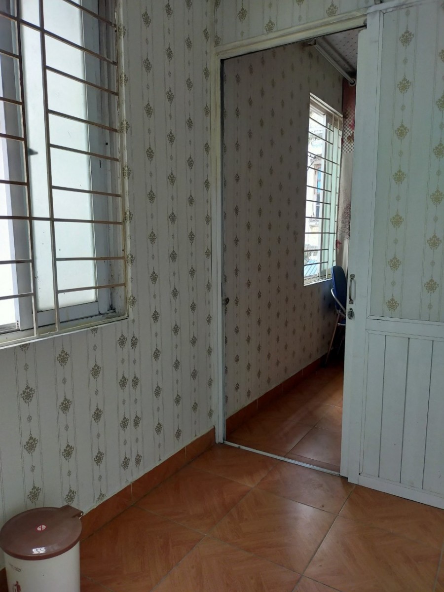 Nhà nhỏ hợp giá tiền Kim Mã Ba Đình 18m2 x 3 tầng nhỉnh 2.45 tỷ