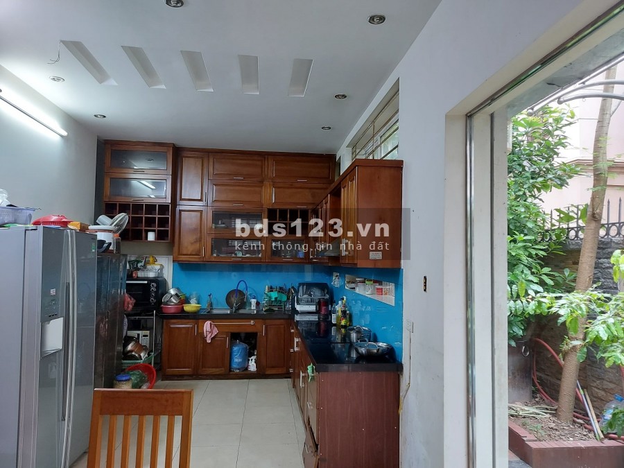 Bán biệt thự, mặt phố tại Hà Đông, Hà Nội. 220m2x4T, Vuông vắn, 3 mặt thoáng, 7pn, sân vườn, 28 tỷ