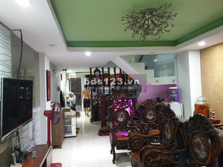 Ngộp Bank Bán Nhà Măt Tiền Chợ Lớn Q6 7 Tầng giá chỉ 16.4 tỷ.