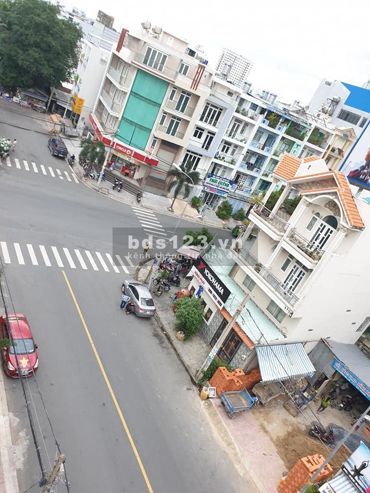 Ngộp Bank Bán Nhà Măt Tiền Chợ Lớn Q6 7 Tầng giá chỉ 16.4 tỷ.