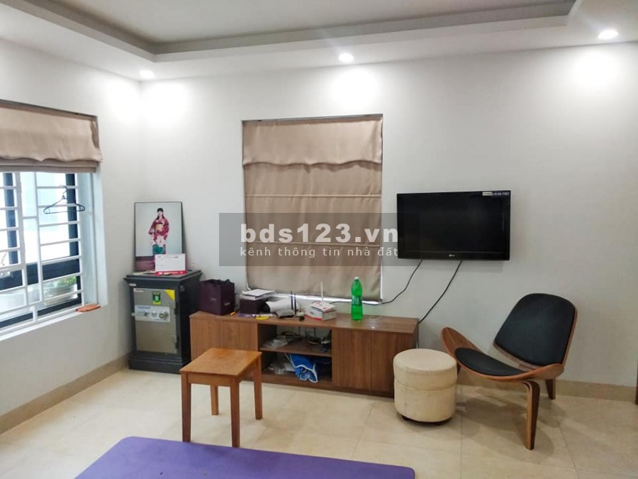 Bán nhà mặt phố kinh doanh Hà Đông 5 tầng 45m2 mặt tiền 3,8m giá 6,5 tỷ