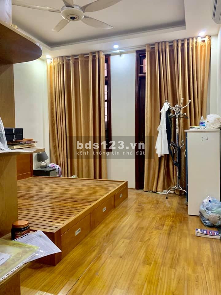 SIÊU HIẾM!NGUYỄN TRÃI nhỉnh 70 TRIỆU/m2 có nhà 5T mặt tiền 4.5m 9 Phòng ngủ ở và cho thuê