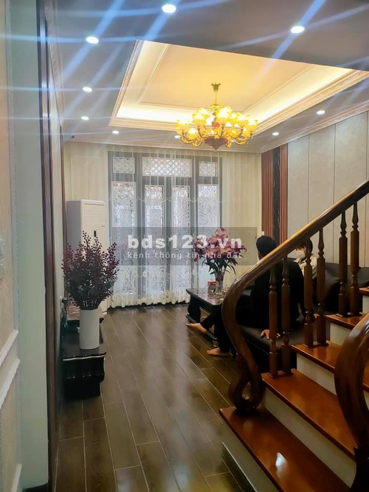 LIỀN KỀ VĂN KHÊ, 50M 5 TẦNG, MT 4M, Ô TÔ VÀO NHÀ, NHÀ ĐẸP Ở NGAY LH 0942.861188