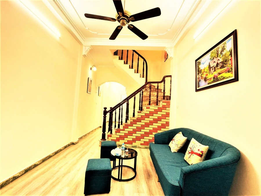 Nhỉnh 3,1 tỷ có 210m2 nhà cạnh công viên Tuổi Trẻ, 4 thoáng, ngõ thông