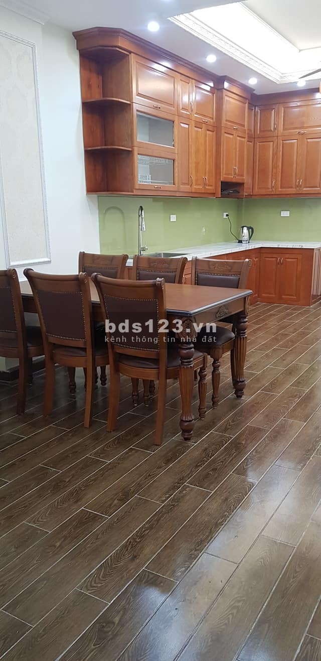 LIỀN KỀ VĂN KHÊ, 50M 5 TẦNG, MT 4M, Ô TÔ VÀO NHÀ, NHÀ ĐẸP Ở NGAY LH 0942.861188