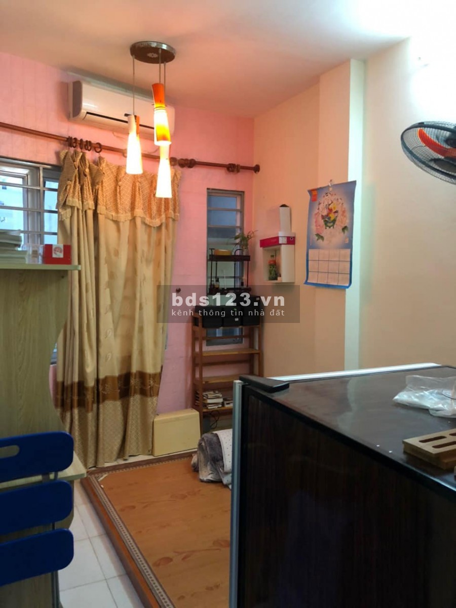 SIÊU HIẾM Phố 8/3, ô tô đỗ cửa 27mx4T, giá hạt dẻ 3 tỷ