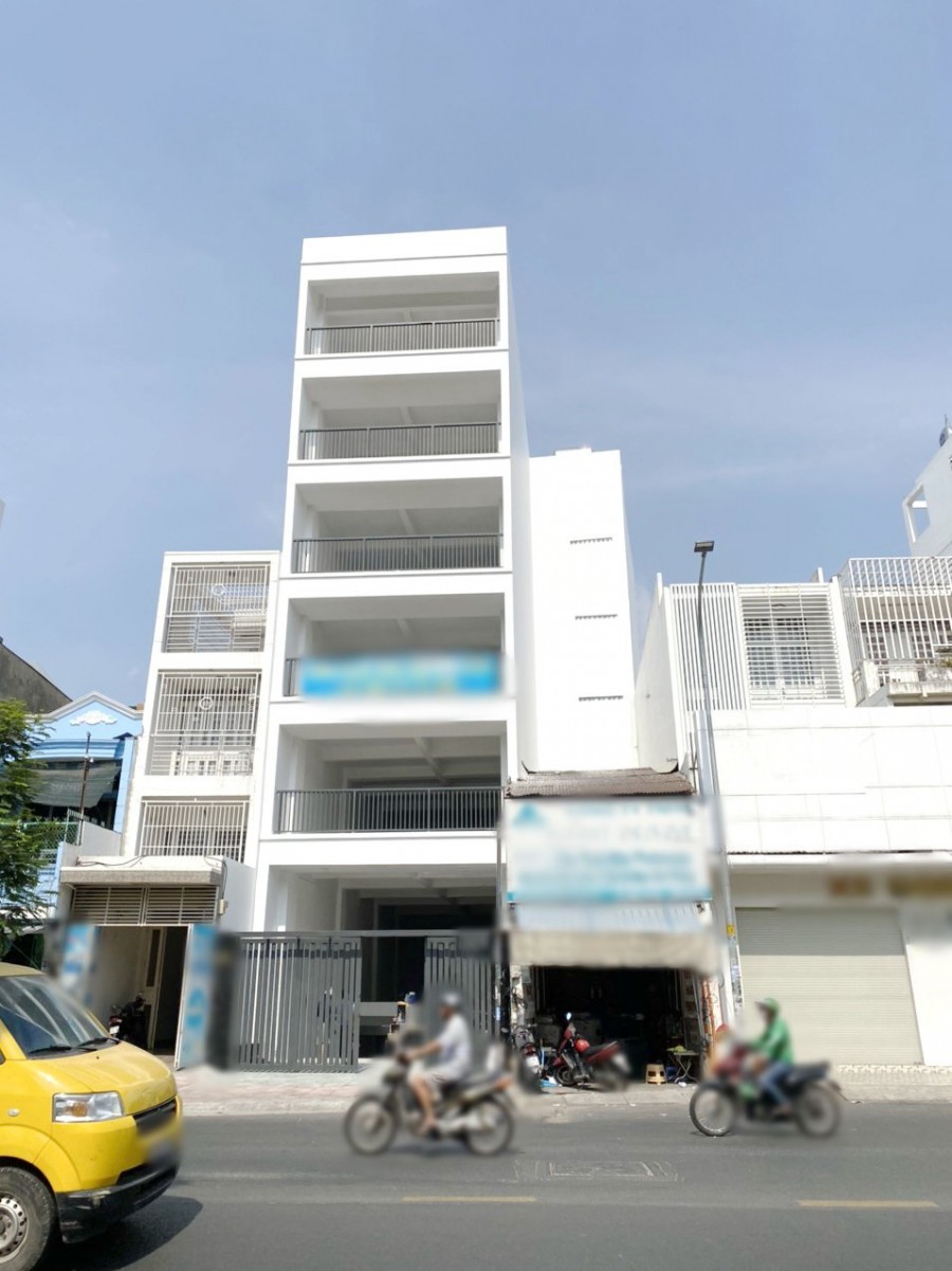 Cho thuê nguyên căn 6*28m/NH 11m 7lầu đường Thành Thái P12 Q10
