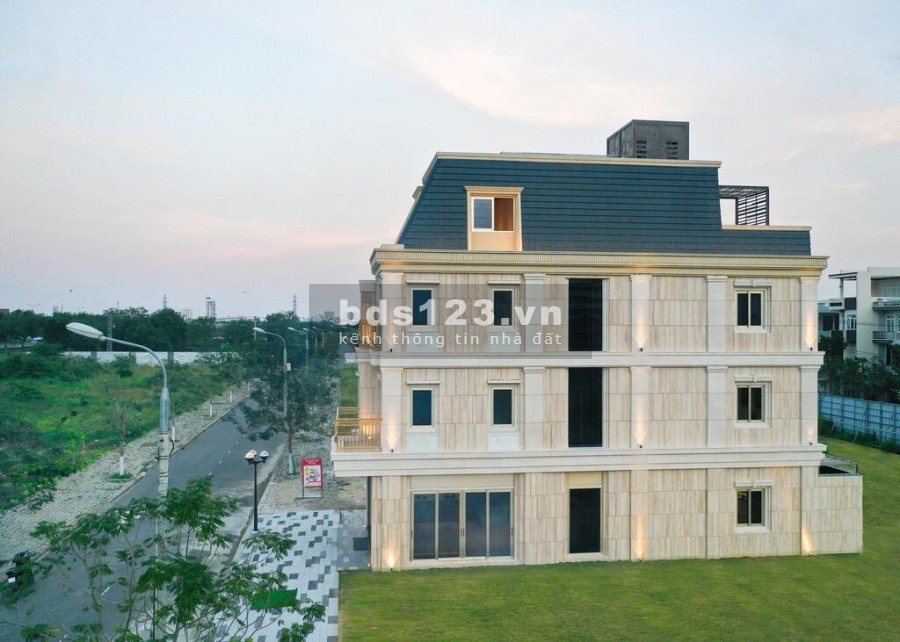 Shophouse đẳng cấp tại tuyến phố đêm thương mại bậc nhất miền Trung
