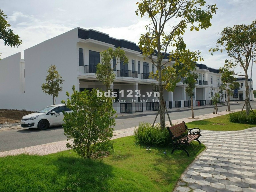 5 Suất nội bộ duy nhất ngay Chợ Hưng Long - Bình Chánh