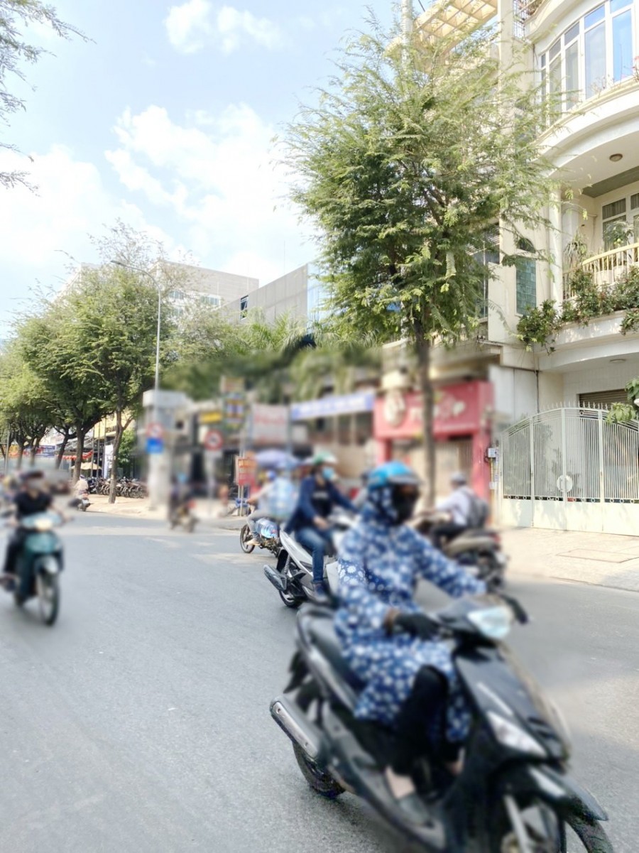 Cho thuê nguyên căn 5 lầu có thang máy Sư Vạn Hạnh nối dài…