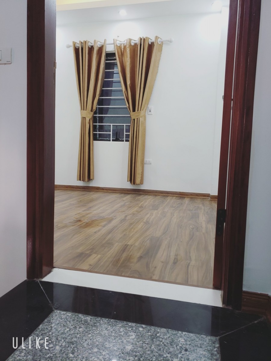 Nhỉnh 4 tỷ có nhà Vạn Phúc, Hà Đông, 40m2x5T, đường 2 ô tô tránh nhau, gara ô tô. LH 0987784248