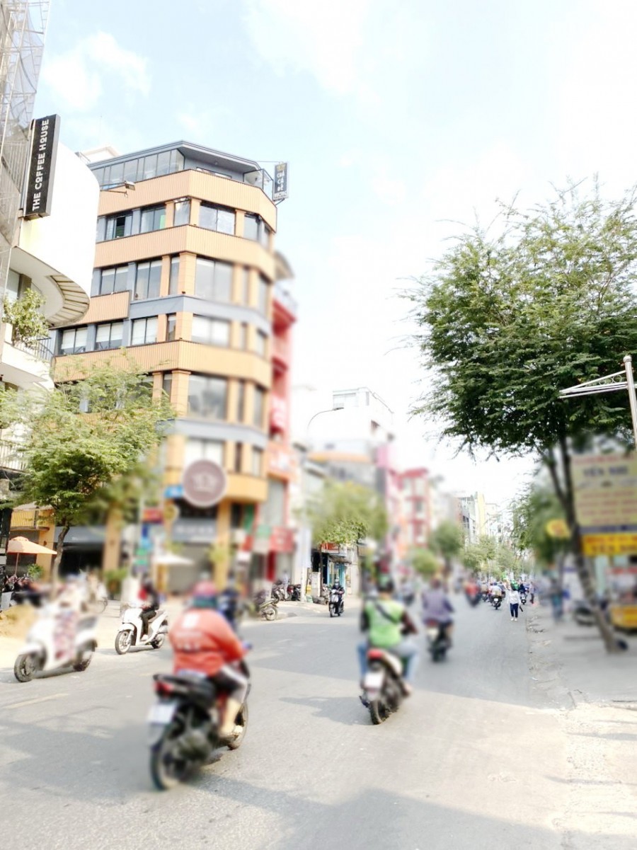 Cho thuê nguyên căn 5 lầu có thang máy Sư Vạn Hạnh nối dài…
