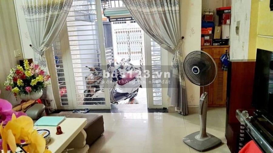CẦN BÁN GẤP NHÀ QUẬN 4 CHÍNH CHỦ 1 TRỆT 2 LẦU GIÁ 7TY5