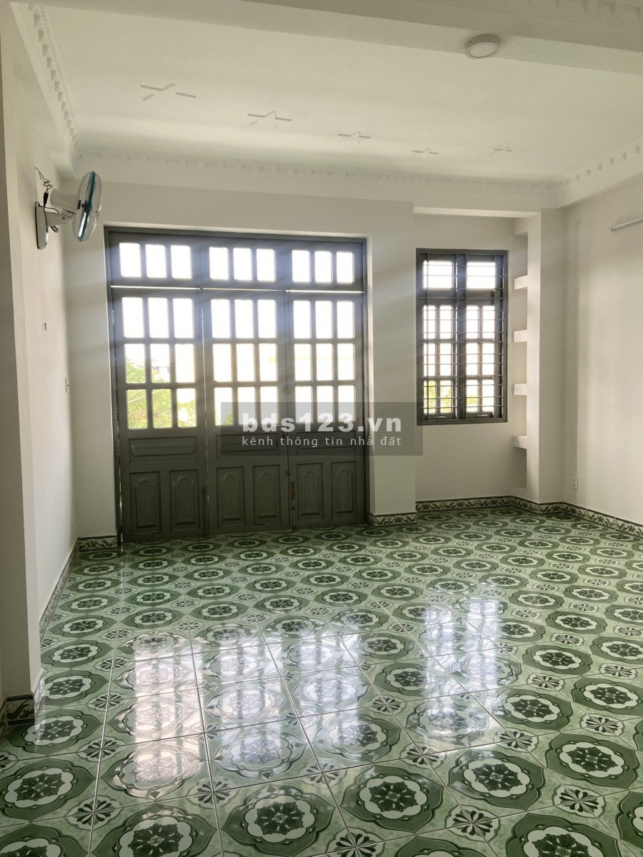 Nhà HXH Bình Lợi 5x18 Trệt 3Lầu-ST 4PN 4WC ML Giá 25Tr/th