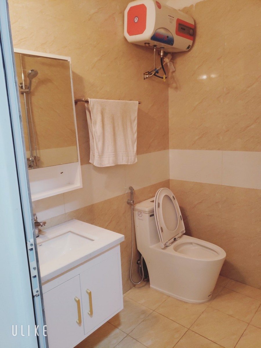 Nhỉnh 4 tỷ có nhà Vạn Phúc, Hà Đông, 40m2x5T, đường 2 ô tô tránh nhau, gara ô tô. LH 0987784248