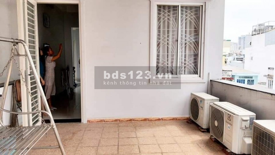 CẦN BÁN GẤP NHÀ QUẬN 4 CHÍNH CHỦ 1 TRỆT 2 LẦU GIÁ 7TY5