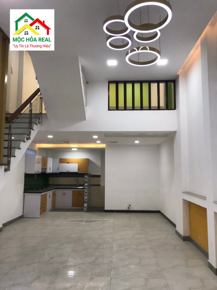 Bán Nhà Mới 3 Lầu 5PN Xây Lệch Tầng 70m2 - Hẻm 63 Đường 36 Linh Đông - Cách Cao Đẳng Vinatex 300m