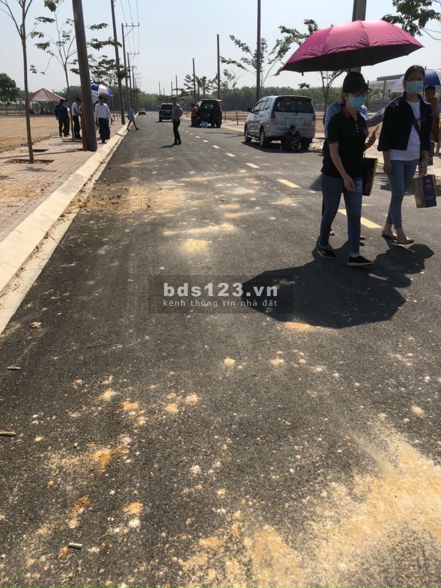 Đất Nền Bình Dương Ngay Mặt Tiền QL13