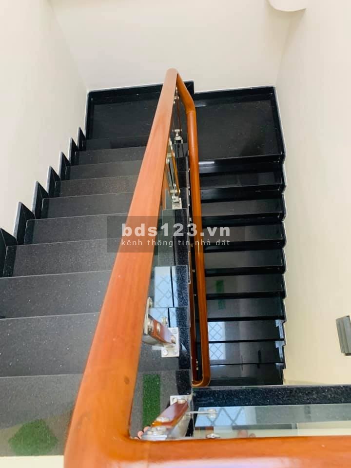 Hẻm 6m đường Cộng Hòa, Tân Bình, 4,2x16, 4 tầng, Giá 10 tỷ