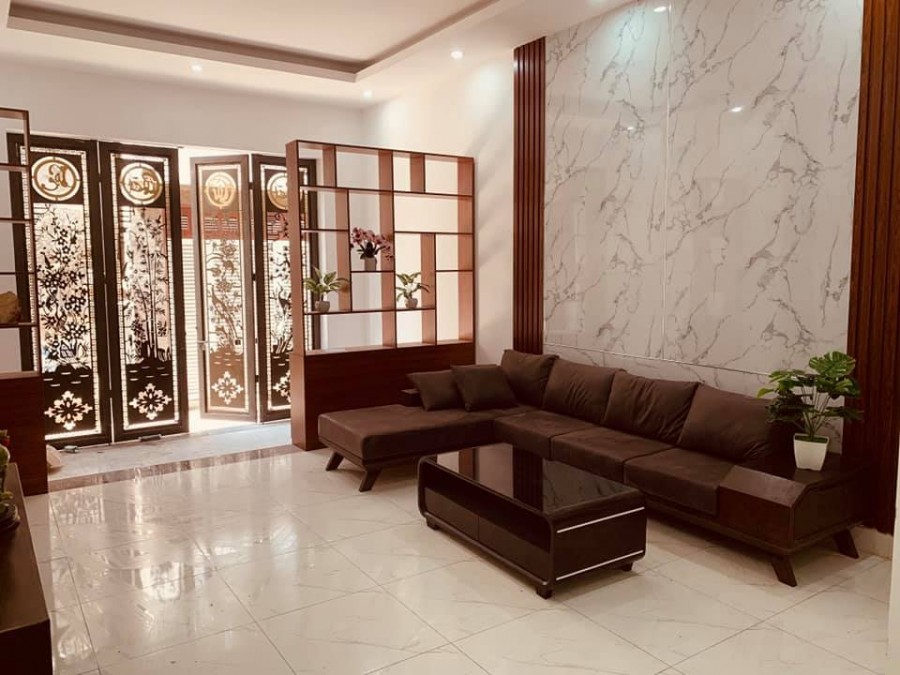 Nhà đẹp để ở hoặc cho thuê Khương Đình DT 70m2x4, MT 4m, Giá 5tỷ7