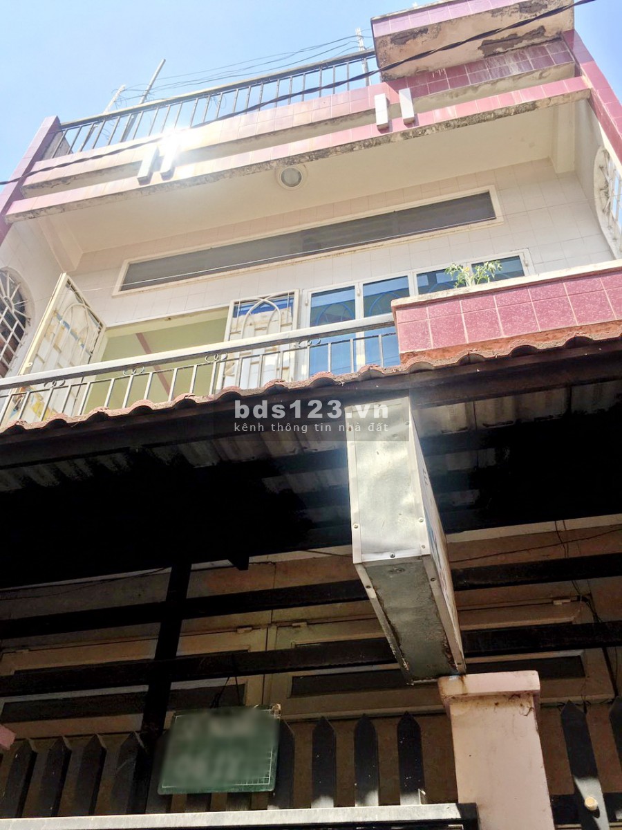 Bán nhà 1 lầu 4.9x10m gần mặt tiền đường Ba Đình Phường 9 Quận 8