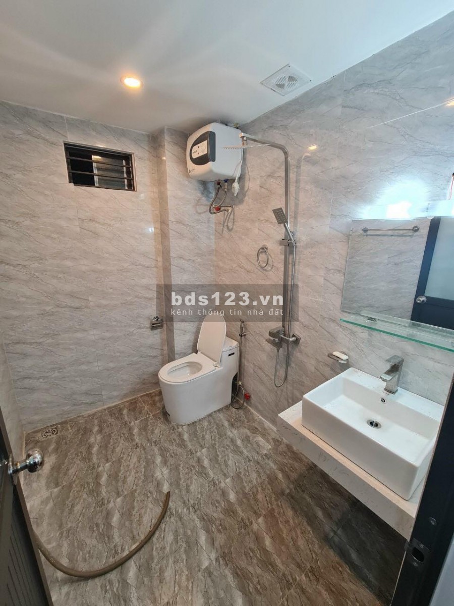 4 TẦNG 3 NGỦ ĐỦ CÔNG NĂNG NGÕ Ô TÔ TRUNG TÂM HAI BÀ NHỈNH 2 TỶ