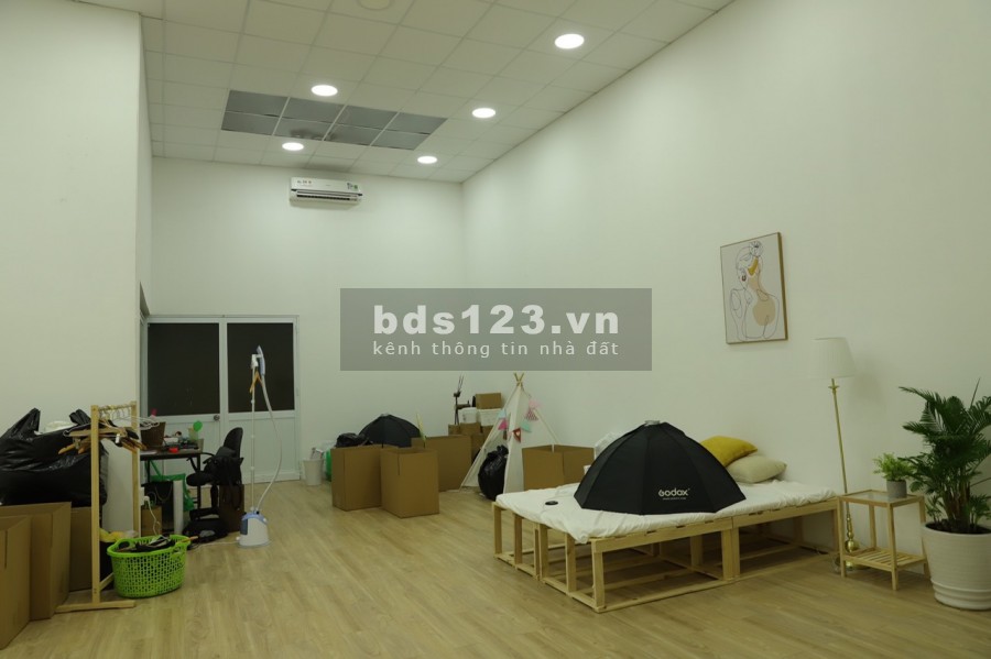 Cần cho thuê kho ngay đường Lương Thế Vinh, thông ra Tô Hiệu